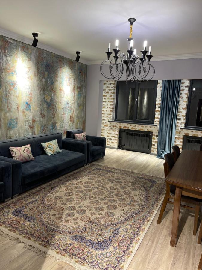 Apartment Tashkent 3 Bedrooms エクステリア 写真