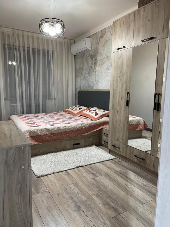 Apartment Tashkent 3 Bedrooms エクステリア 写真